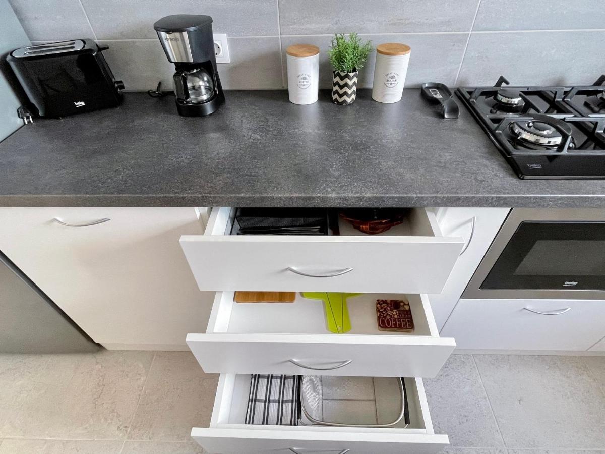 Vice-Versa By Jules Studio Braşov Extérieur photo