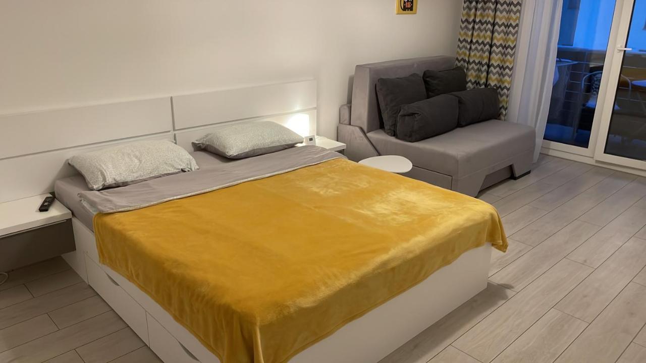 Vice-Versa By Jules Studio Braşov Extérieur photo